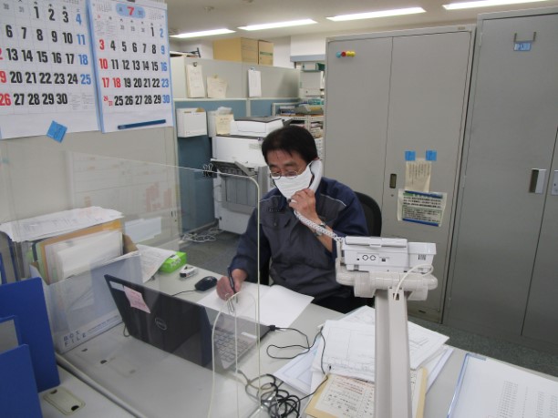 工務・保線受付連絡の様子